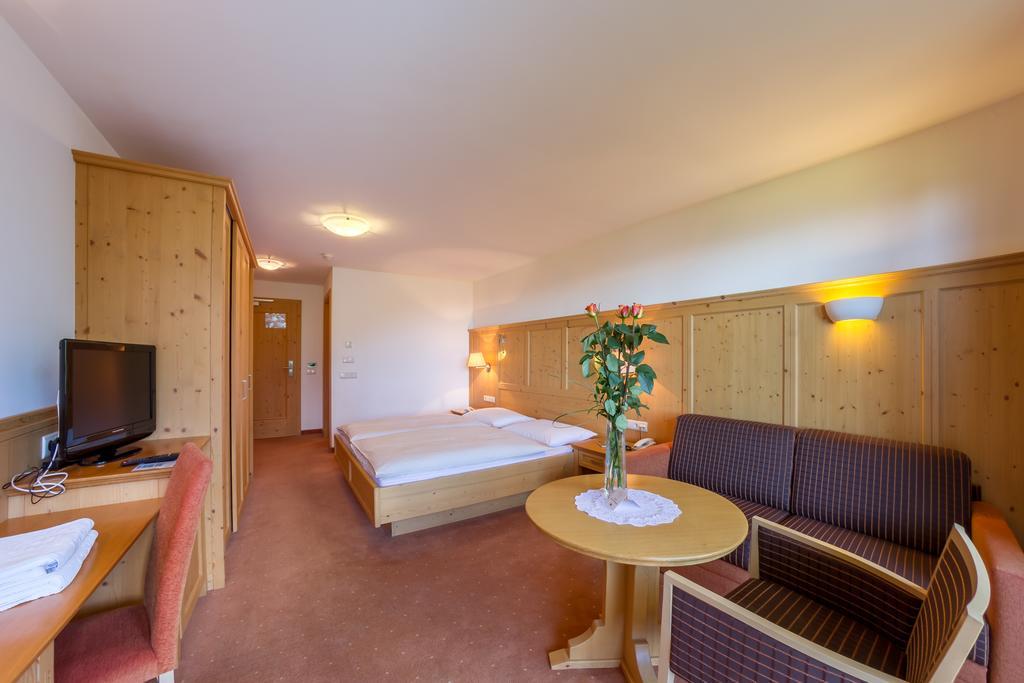 Hotel Plunger كاستيلِروتّو المظهر الخارجي الصورة